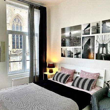 Bonjour Apartments Сentre 3 Antwerpen Bagian luar foto