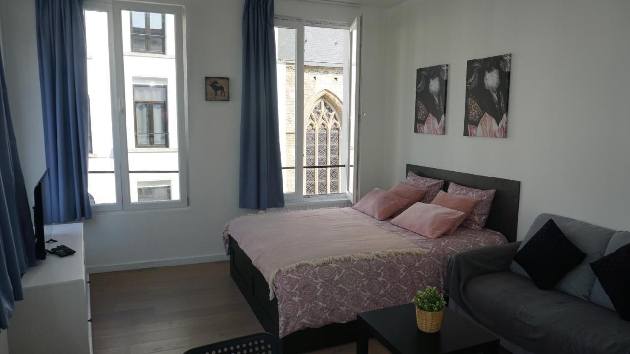 Bonjour Apartments Сentre 3 Antwerpen Bagian luar foto