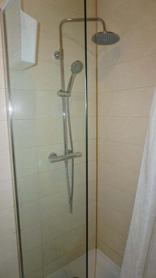Bonjour Apartments Сentre 3 Antwerpen Bagian luar foto
